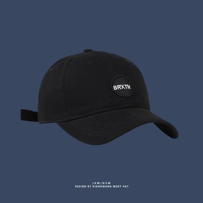 Mũ lưỡi trai phối chữ thêu cá tính