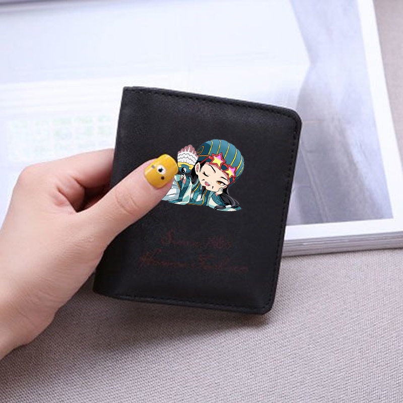 Ví ngắn đen cầm tay IN HÌNH KHỔNG MINH THÍCH ĐI QUẨY đựng vật dụng nhỏ anime chibi