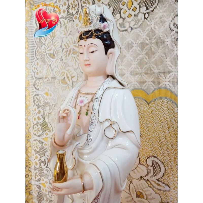 Tượng Phật Bà Quan Âm Đài Loan Sứ Trắng Chỉ Vàng- Dáng Đứng Thanh Cao Rất Đẹp