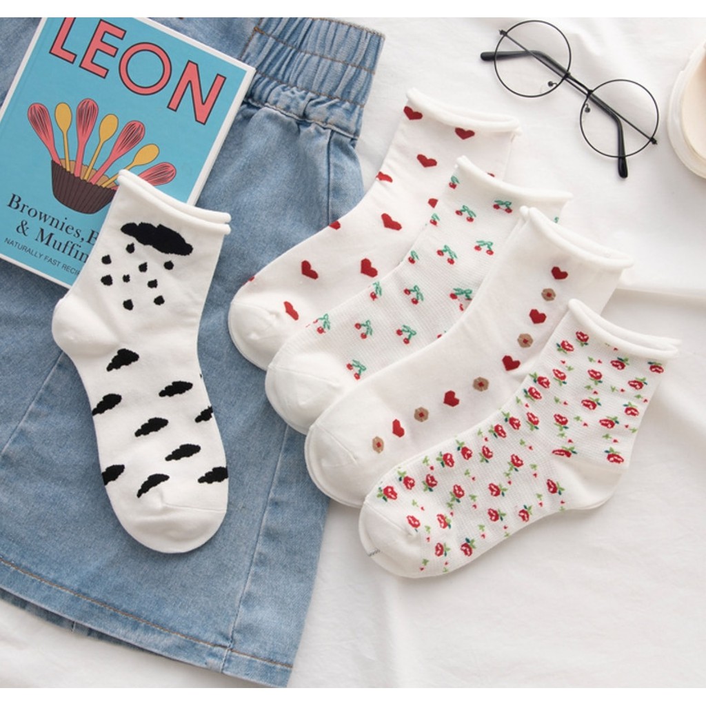 Tất xoắn viền họa tiết nhí