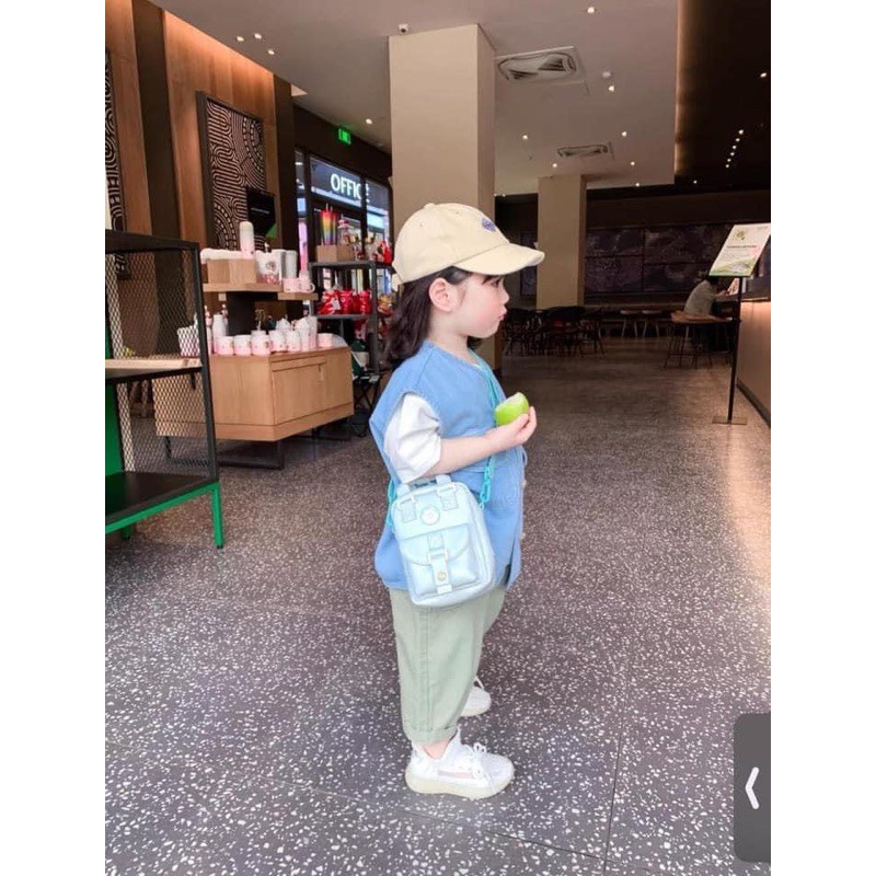 Túi đổi màu khi gặp nắng dành cho mẹ và bé