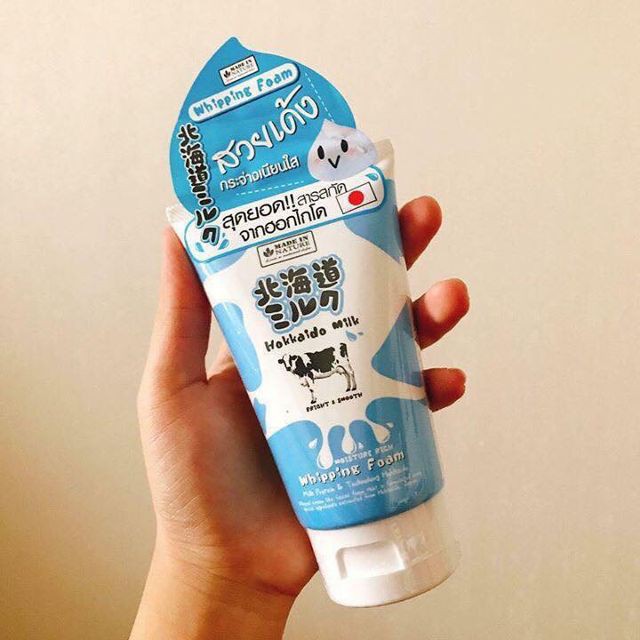 Sữa rửa mặt dưỡng ẩm Hokkaido Made In Nature 100g