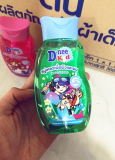 Tắm gội Dnee 200ml
