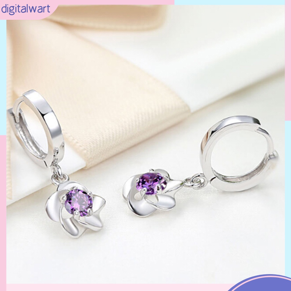 Hoa tai đính đá thời trang dành cho nữ