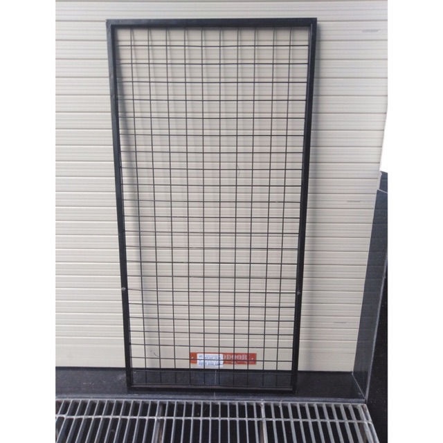Lưới treo phụ kiện kích thước 1m*50cm