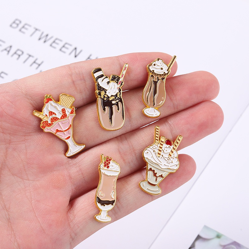 Ghim cài áo QIHE JEWELRY hình cây kem ốc quế/ dâu tây/ bánh quy tráng men dễ thương