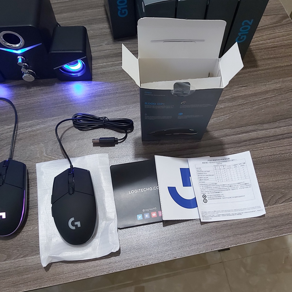 Chuột chơi game, chuột máy tính có dây Logitech G102 RBG Độ Chính Xác Cao 8000DPI