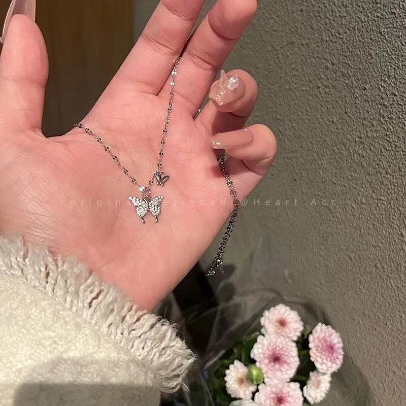 Vòng cổ Mặt Hình Bướm Sang Trọng Cho Nữ