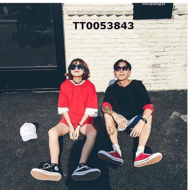 Áo UNISEX Thái Lan bán hoài vẫn hot còn 1 màu đỏ