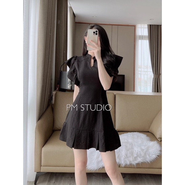 VN734 - VÁY ĐŨI CHÂN XẾP LI CỔ V TAY BÈO