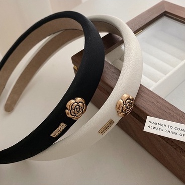 Băng Đô Cài Tóc Đính Hoa Trà Đen Trắng Kiểu Hàn Quốc Dễ Thương Cho Bé Gái