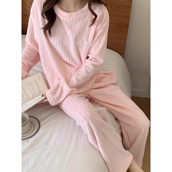 [Video] Bộ đồ nỉ bông lông cừu gân tăm ống suông không bo gấu, bộ đồ mặc ở nhà siêu ấm CHERRY MIN | BigBuy360 - bigbuy360.vn