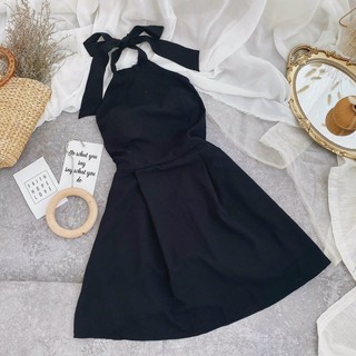 Đầm xoè đen cổ yếm thắt nơ hở lưng (ảnh thật)
