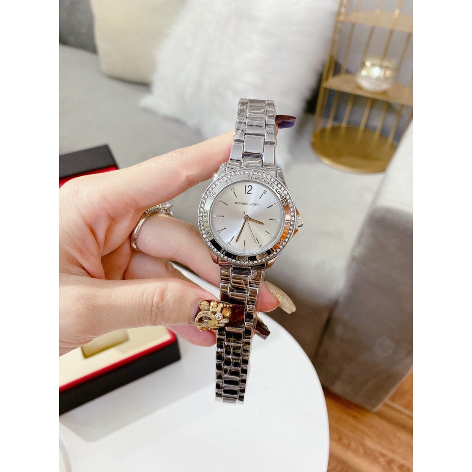 Đồng hồ nữ Michael Kors dây thép không gỉ viền đính đá sang trọng quý phái mã MK3384