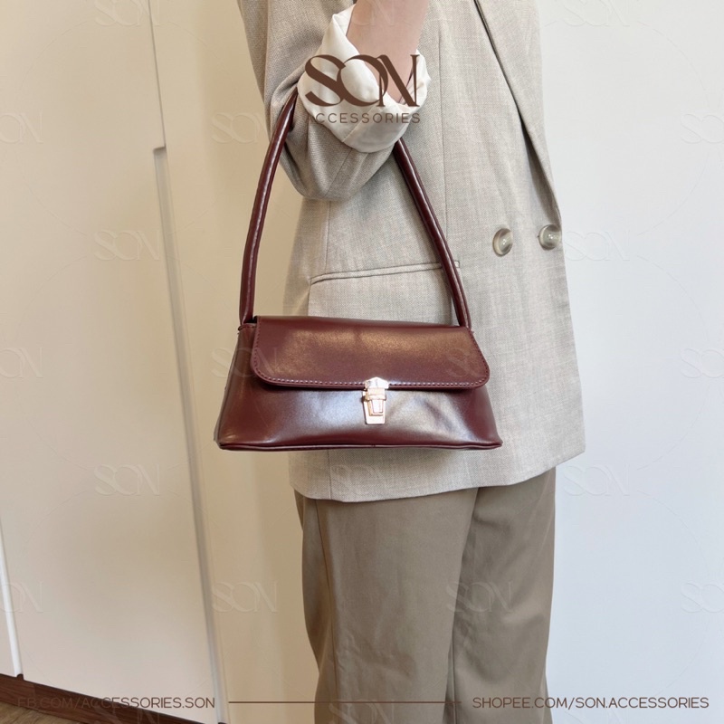 Túi xách nữ đeo vai kẹp nách da cá sấu/da trơn cài khóa son.accessories