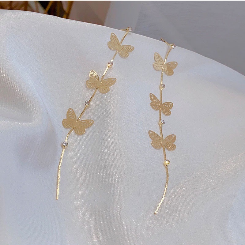 Bông Tai Thời Trang Hình Bướm Mạ Vàng Có Tua Rua