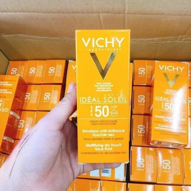 KEM CHỐNG NẮNG VICHY SPF 50+