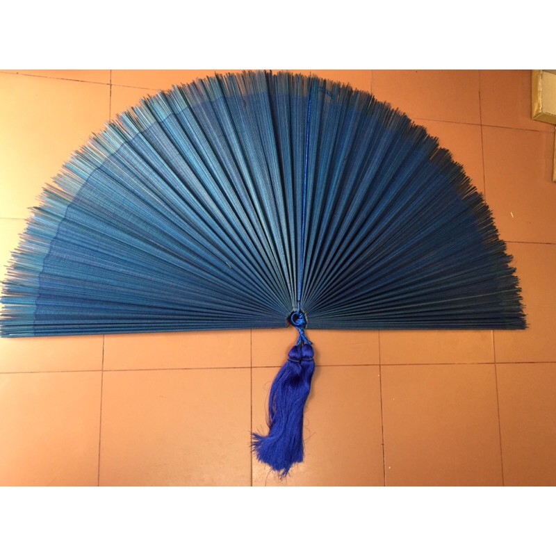 Quạt treo tường trang trí dệt bằng nan tre