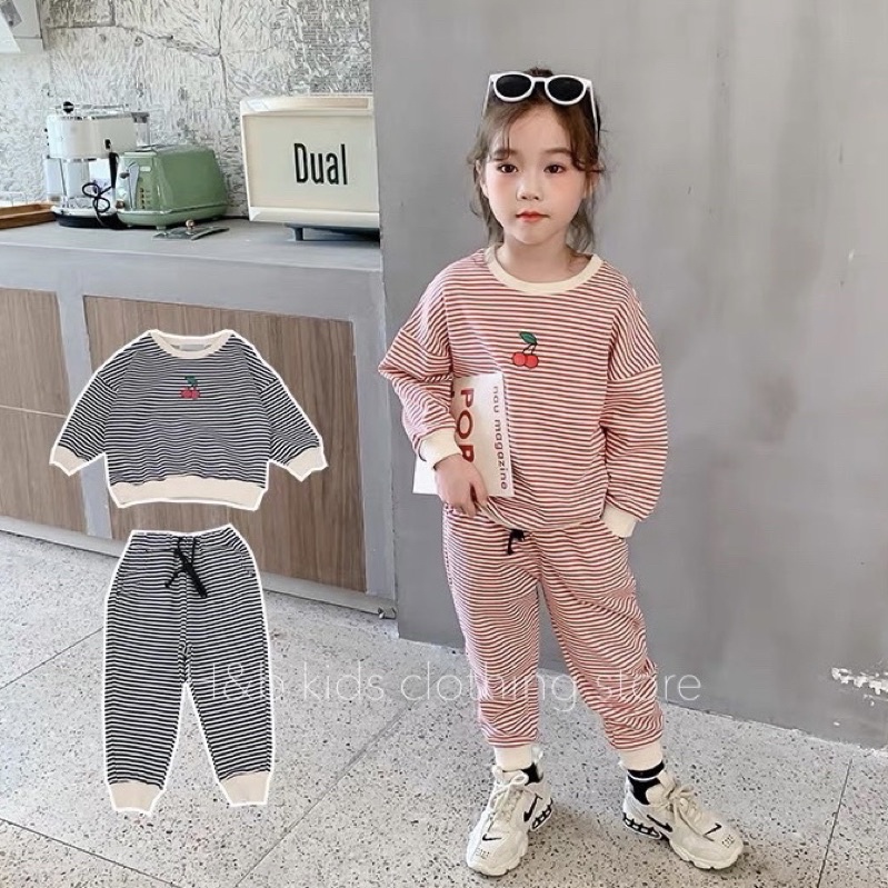 Bộ kẻ chất cotton da cá mềm mịn cho bé gái/bé trai dưới 110cm