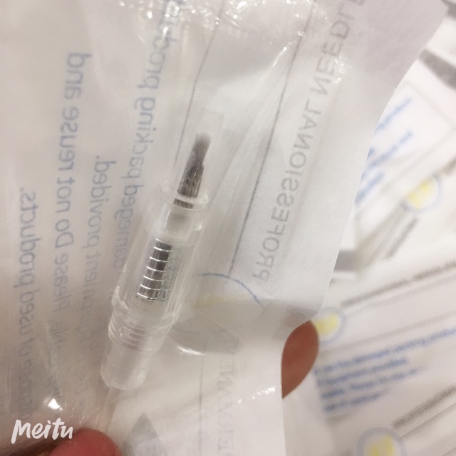 Kim U-9 điêu khắc lông mày dành cho máy thần thánh lò xo , máy charm...10kim