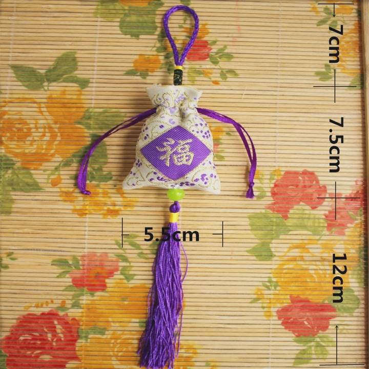 Túi gấm hạt cà phê rang treo xe ô tô thêu chữ Phúc và Bình An