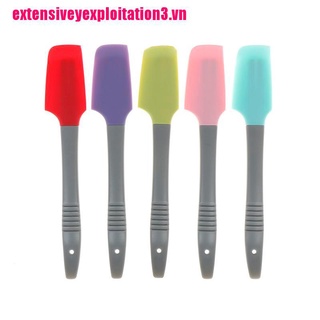 1 cọ silicone nhỏ dùng để làm bánh tiện lợi