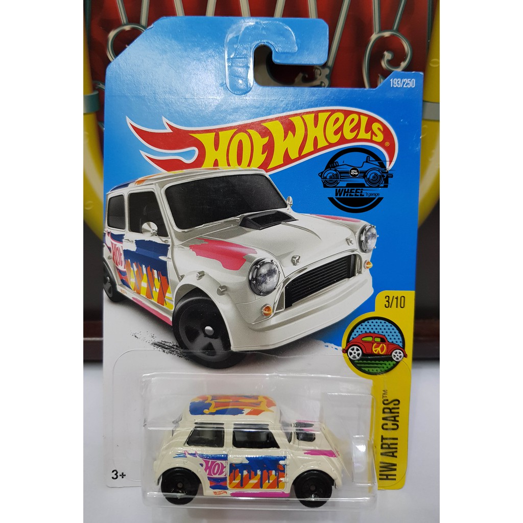 Xe mô hình đồ chơi Hotwheels cơ bản 1:64 - Morris Mini