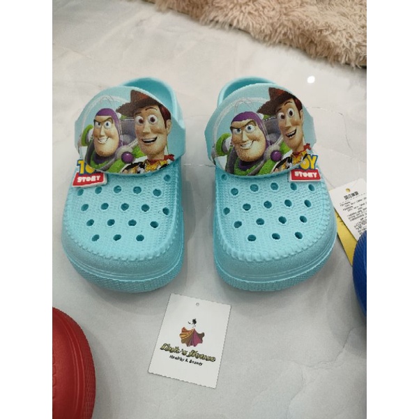 Dép croc sz bé từ 27-35 hàng chính hãng