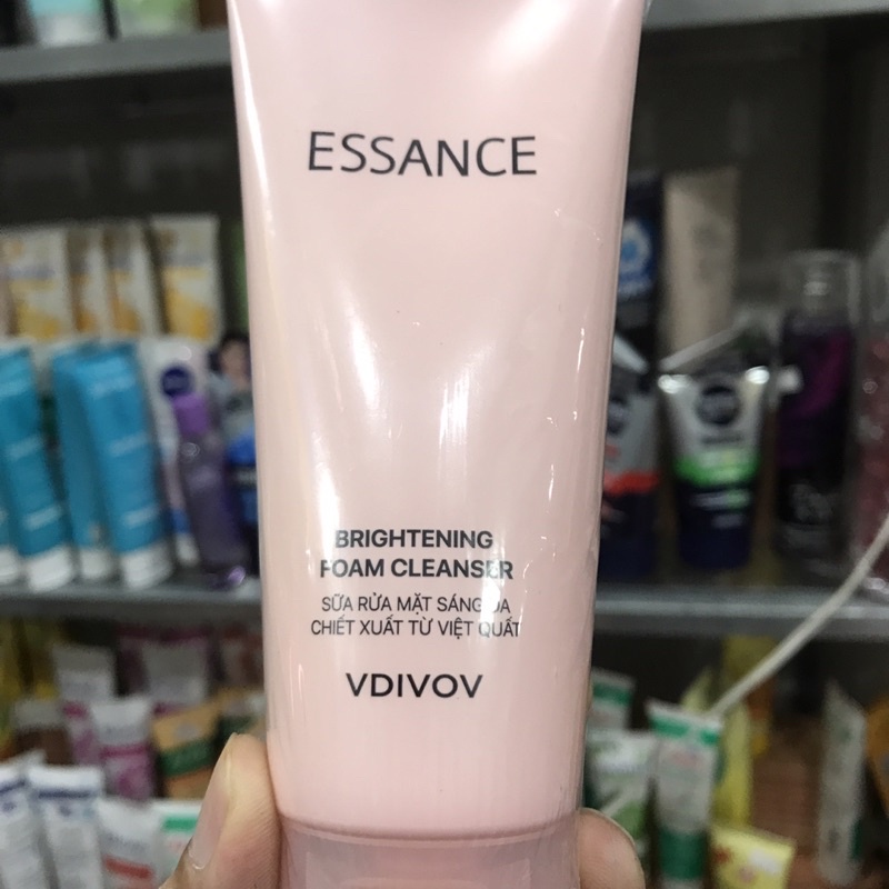 Sữa rửa mặt Essance Brightening Cleansing Foam Cleasner 100ml