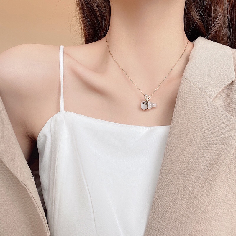 Dây Chuyền Thép Titan Mặt Đá Ngọc Bích Trắng Thời Trang Cho Nữ