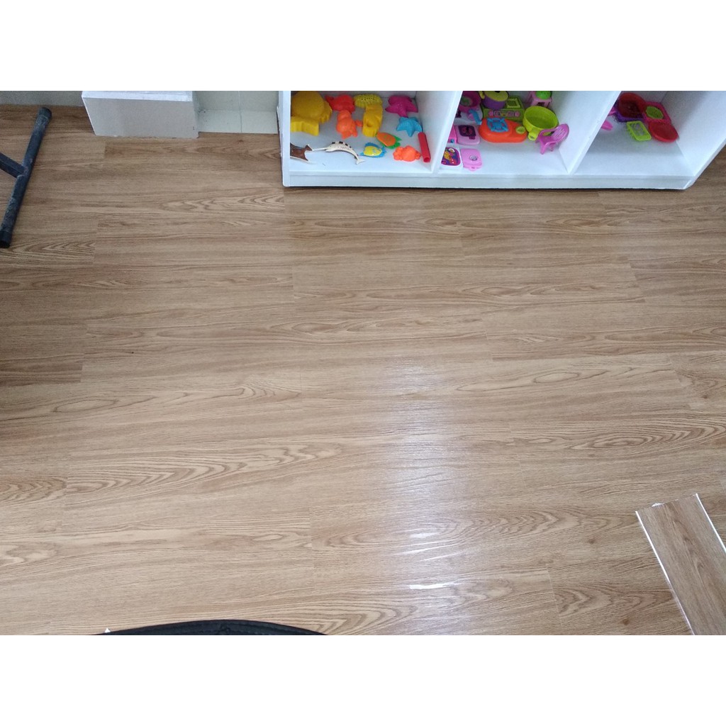 Siêu Rẻ_Miếng Dán Sàn Nhựa Vân Gỗ Siêu Đẹp (nhiều màu) Sẵn Keo Dính