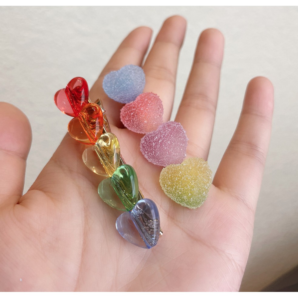Kẹp tóc càng cua dài size lớn charm kẹo dẻo hình trái tim Mua Tất (muatatshop)