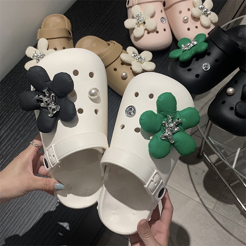Giày Sandal Nữ Đế Mềm Đính Hoa Thời Trang