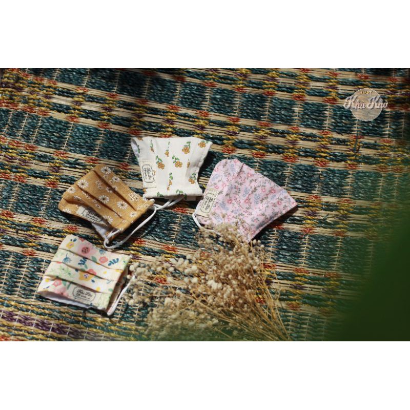 KHẨU TRANG VẢI HOA NHÍ HANDMADE - kèm video và ảnh shop tự chụp | BigBuy360 - bigbuy360.vn