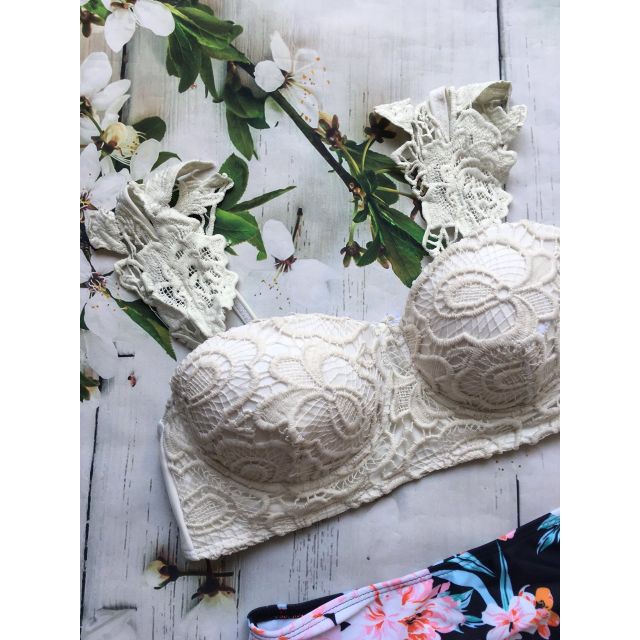 Bikini cúp ngực ren quần cạp cao hoa (kèm ảnh thật) | BigBuy360 - bigbuy360.vn