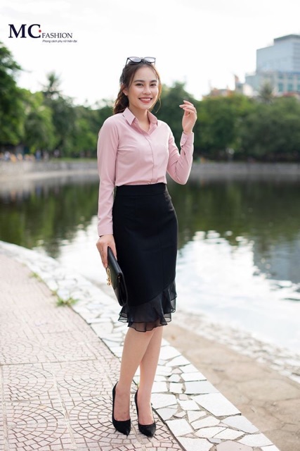 Chân váy đuôi cá 2 tầng voan | BigBuy360 - bigbuy360.vn