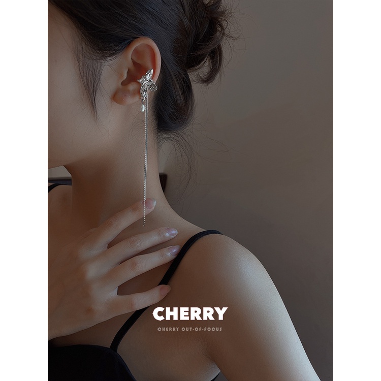 Khuyên Kẹp Vành Tai Dáng Dài Không Xỏ Lỗ Hình Bướm Đính Ngọc Trai Giả Phối Tua Rua Thời Trang Mùa Hè Chất Lượng Cao Cho Nữ