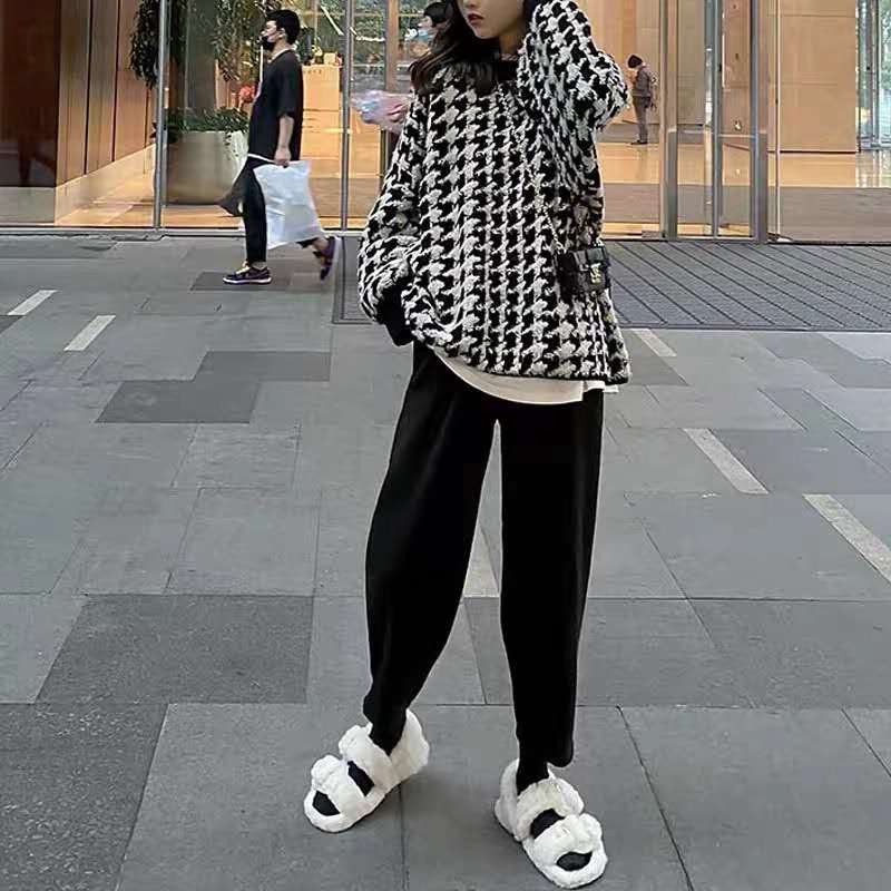 Áo len sweater hoạt tiết siêu xinh