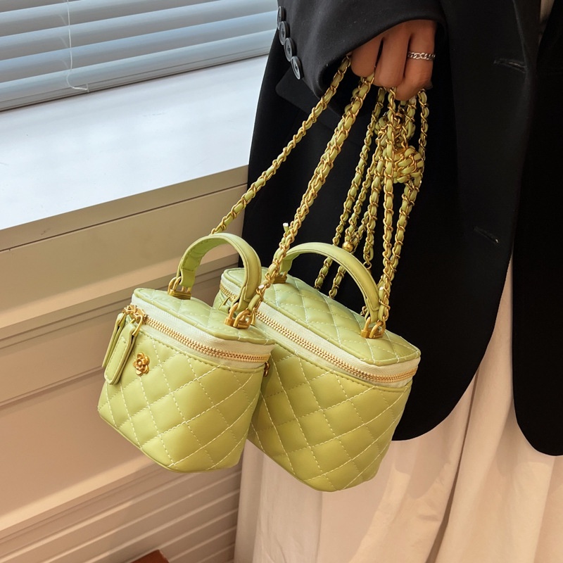 Túi Đeo Chéo Dây Xích Thời Trang Hè Hàng Mới Chất Lượng Cao 2022 Dành Cho Bạn Nữ