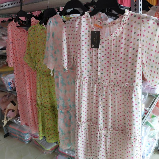 Đầm bầu .hở lưng 40-62,kg . Phúc