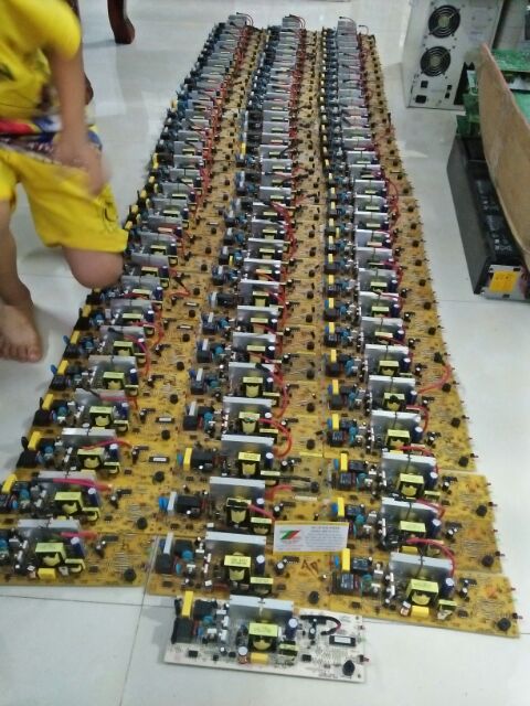 BO MẠCH BỘ LƯU ĐIỆN UPS SANTAK TG500