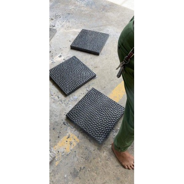 Khuôn Sỏi Mát Xa KT: 40/40/dày 5cm
