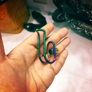 Móc treo đồ titan