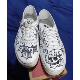 Giày custom đầu lâu