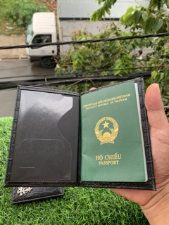 Ví Passport Chrome Hearts