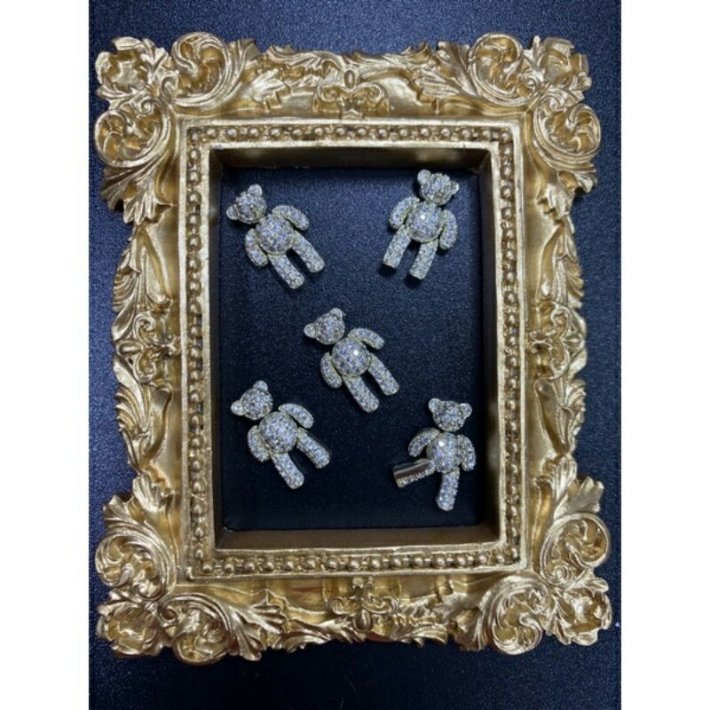 gấu sắt trang trí móng 1 cái