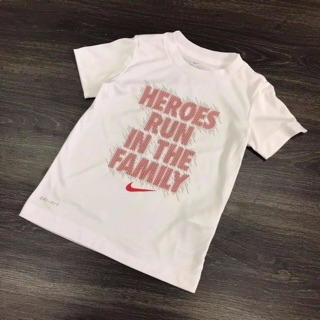 ÁO THUN NIKE BÉ TRAI DƯ XỊN