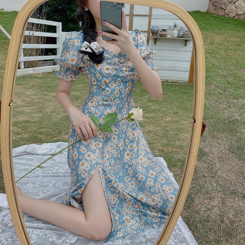 Váy Tay Lỡ 179610Đầm Tay Phồng Xẻ Tà Bên Hông Họa Tiết Hoa Cúc Cổ Điển Mùa Hè Phong Cách Mới Dành Cho Bạn Nữ