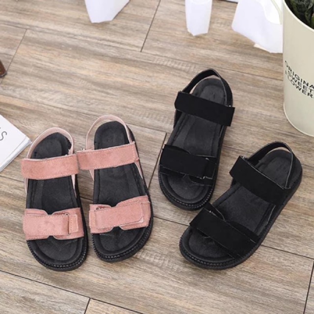 Sandal mới