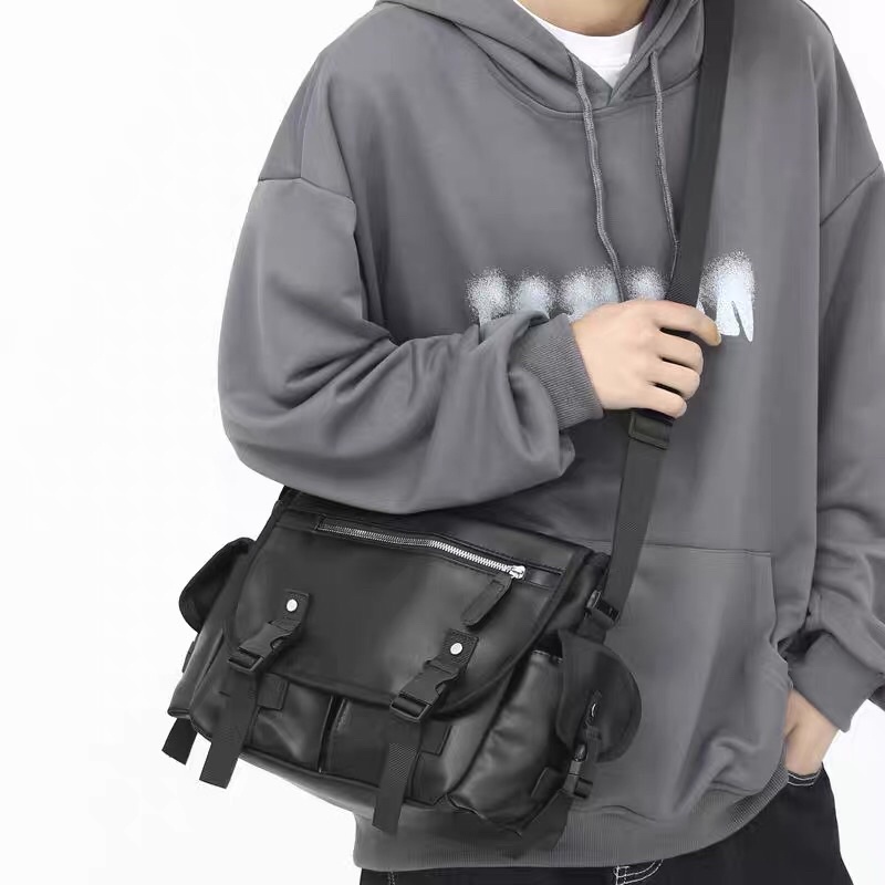 TÚI ĐEO CHÉO NAM NỮ DA TRƠN ĐEN BÓNG NHẸ CAO CẤP